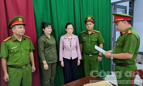 Tạm giữ hình sự chủ cơ sở nha khoa Tuyết Chinh tại TPHCM 2 545711392 1123634116534450 7675375952333623515 n