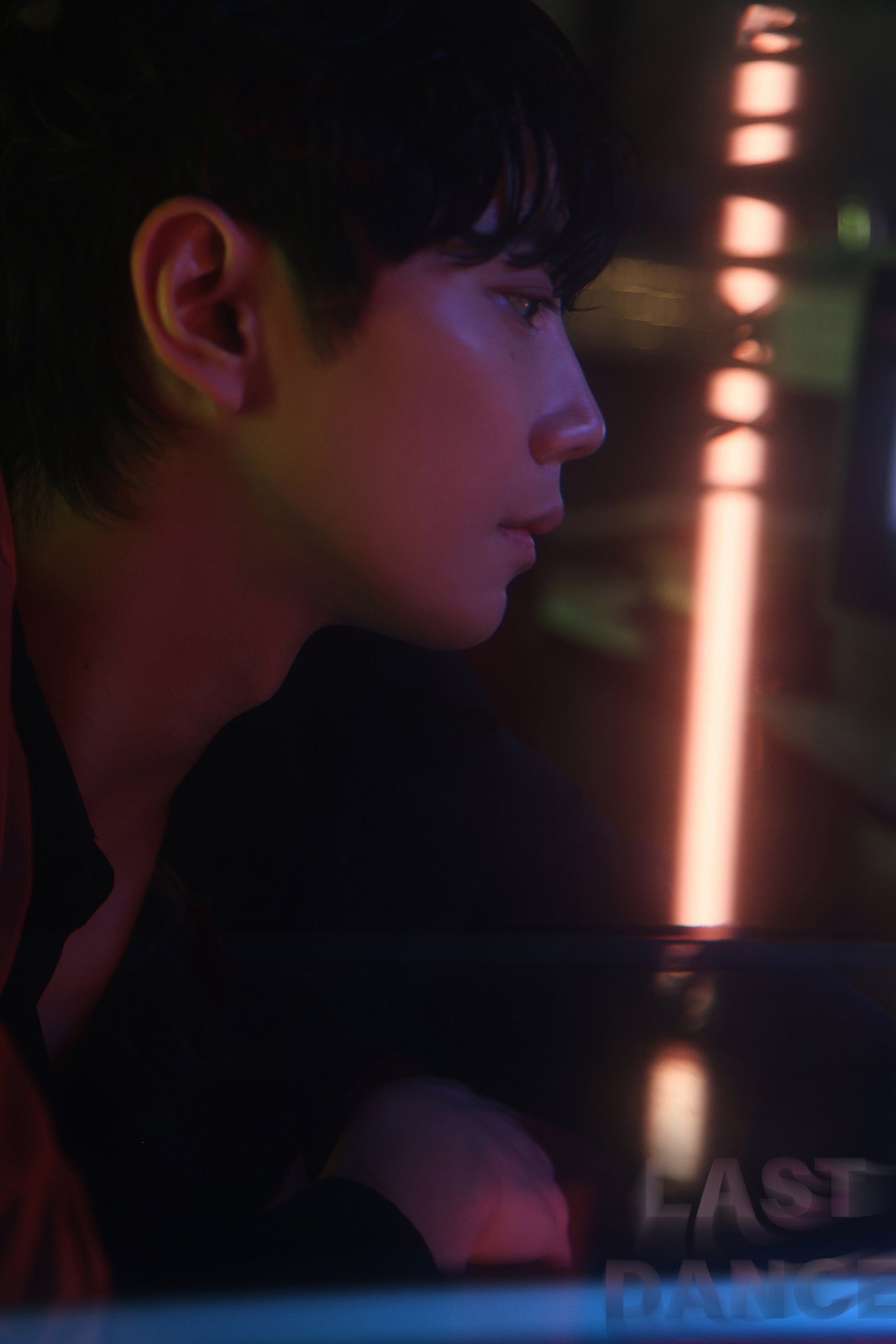 Lee Jun Young trở lại âm nhạc với mini album 'Last Dance' 4 545827114 1311269600373183 1369457693007212634 n