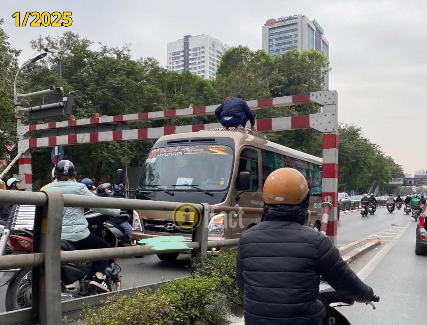 Cầu Vượt Thái Hà - Chùa Bộc: Cây Cầu Gây Chú Ý Nhất Việt Nam 5 545926443 1208966921269129 8417954294386613903 n