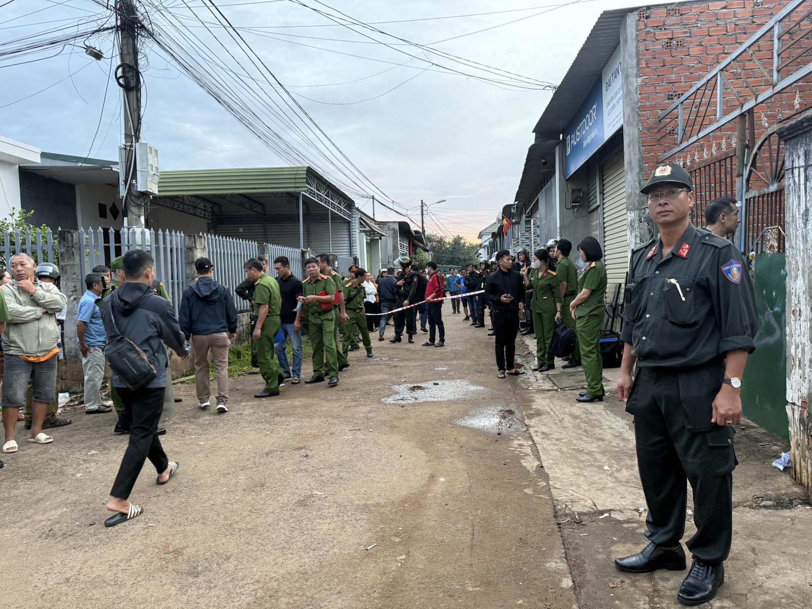 Đắk Lắk: Truy bắt nghi phạm gây thương vong cho 4 người 4 547378492 1125266243037904 4842068271041888989 n