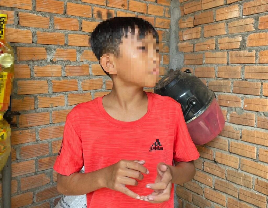 Cháu bé 12 tuổi dũng cảm cứu bạn khỏi tay nghi phạm sát hại 2 547866452 1210526547772569 7311012793793654719 n