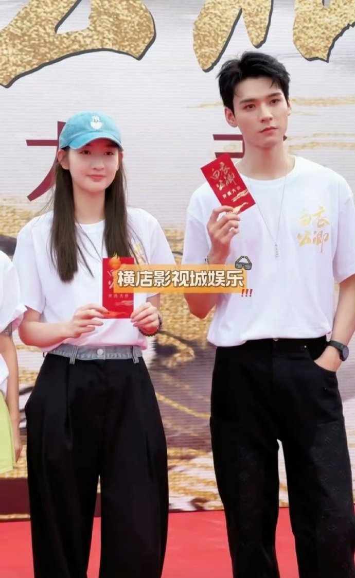 Cung Tuấn và Vương Ngọc Văn Khai Máy Bạch Y Công Khanh 4 548205496 704397415951162 6831376008262816160 n