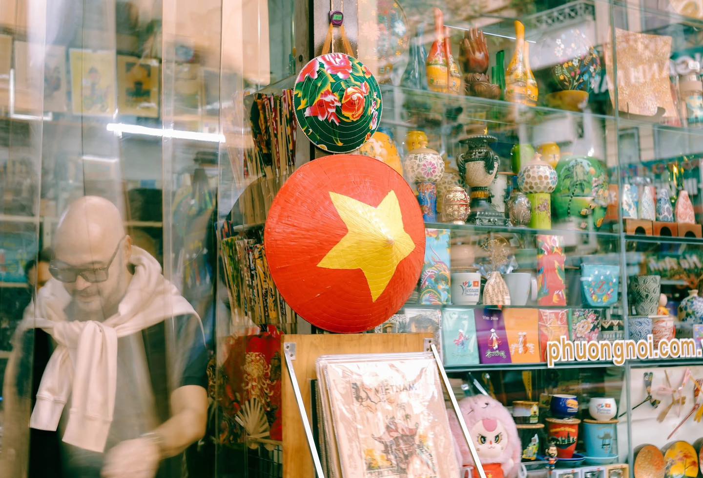 Vẻ Đẹp Hà Nội Mùa Thu Qua Góc Nhìn Tình Yêu 4 548206929 1358537089274516 8678099626492265335 n