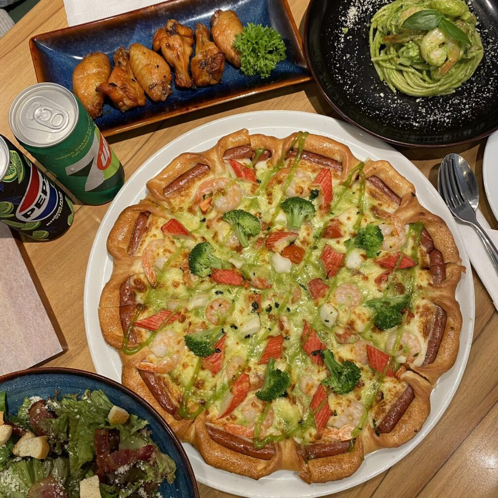 Pizza Hải Sản Pesto Xanh Full Topping đã trở lại! 2 548279946 1183939783766730 1159253307014032819 n