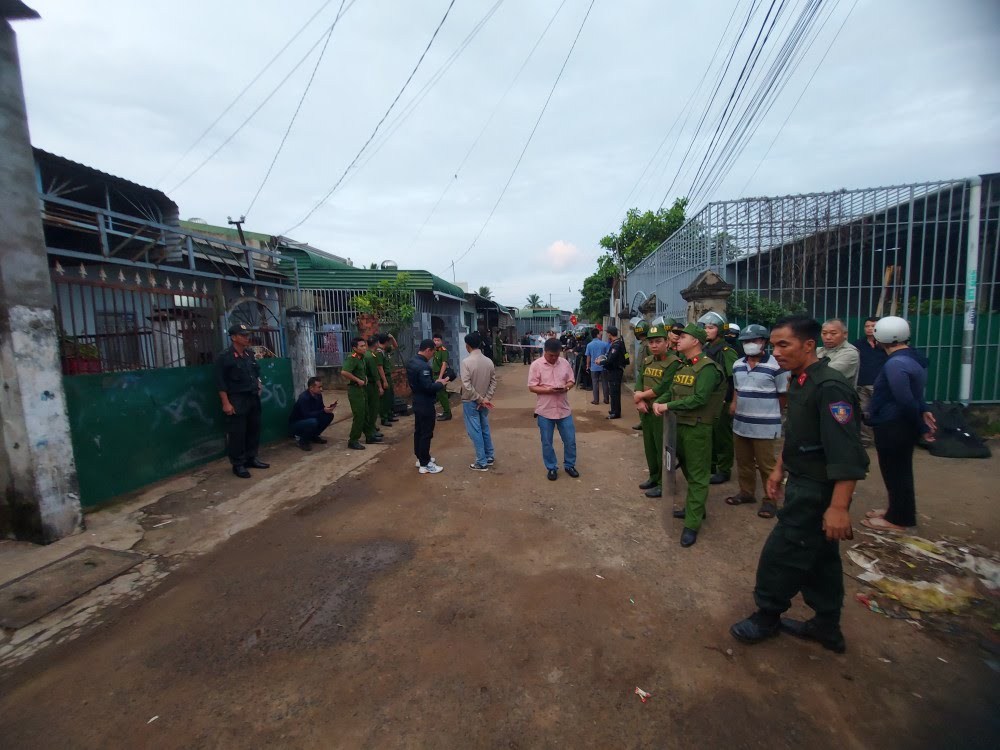 Đắk Lắk: Truy bắt nghi phạm gây thương vong cho 4 người 5 548299030 1125266313037897 4977873664780158410 n