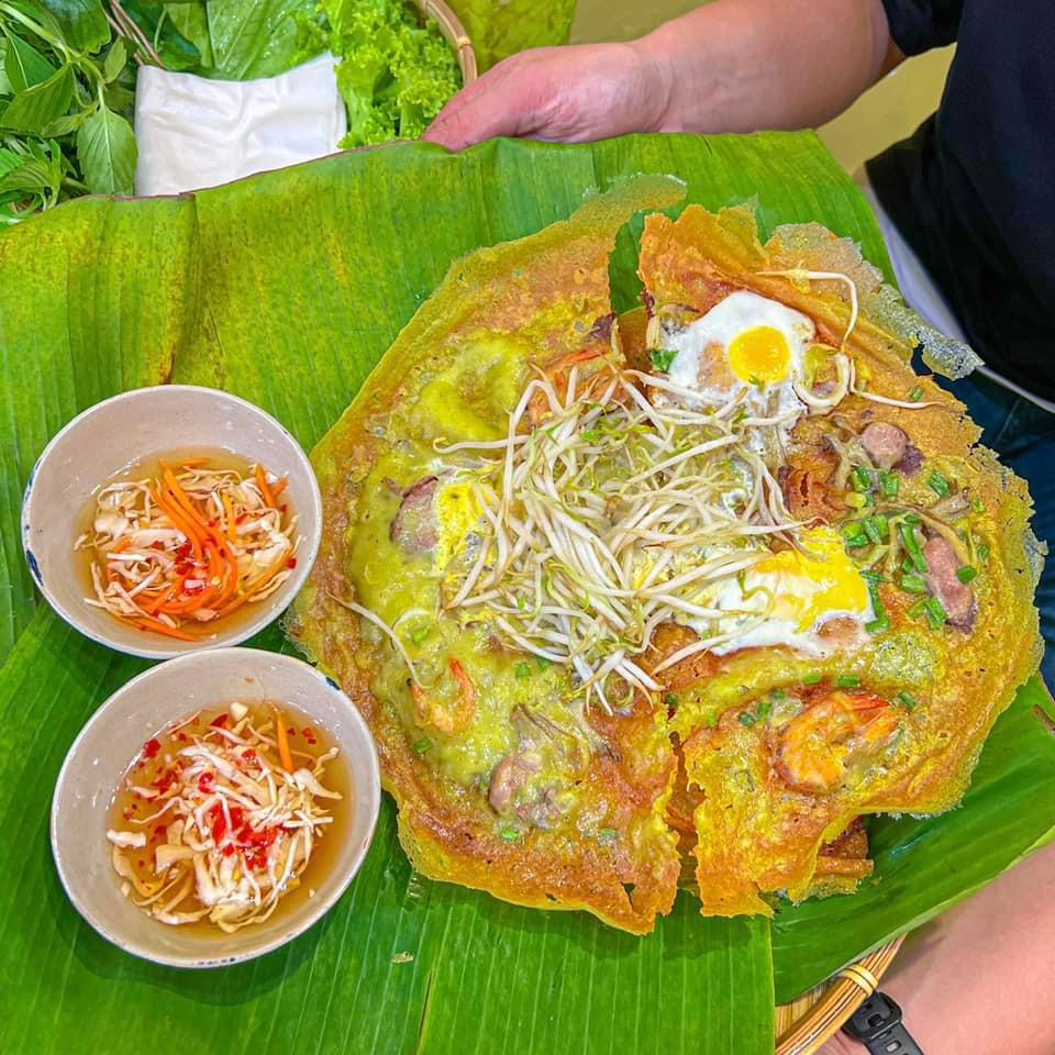 Khám Phá Bánh Xèo Giòn Rụm Tại Nhà Xèo Sài Gòn 3 550089936 811922024685195 8789113106046448938 n
