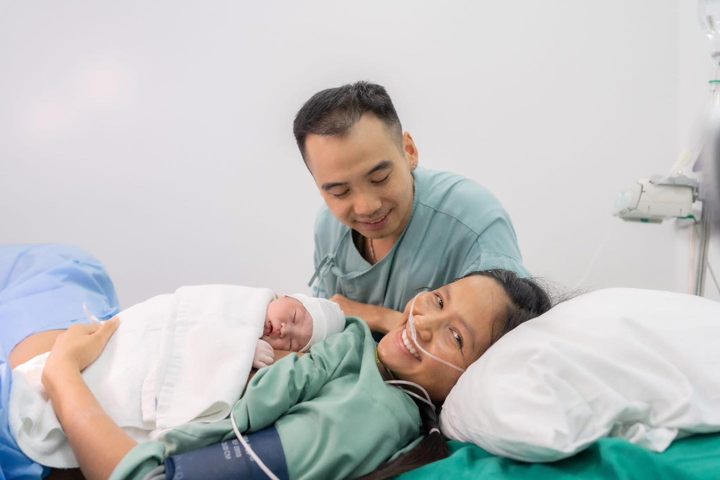 H'Hen Niê hạnh phúc chào đón con đầu lòng 4 550497604 1201937151958189 7192870894458036756 n