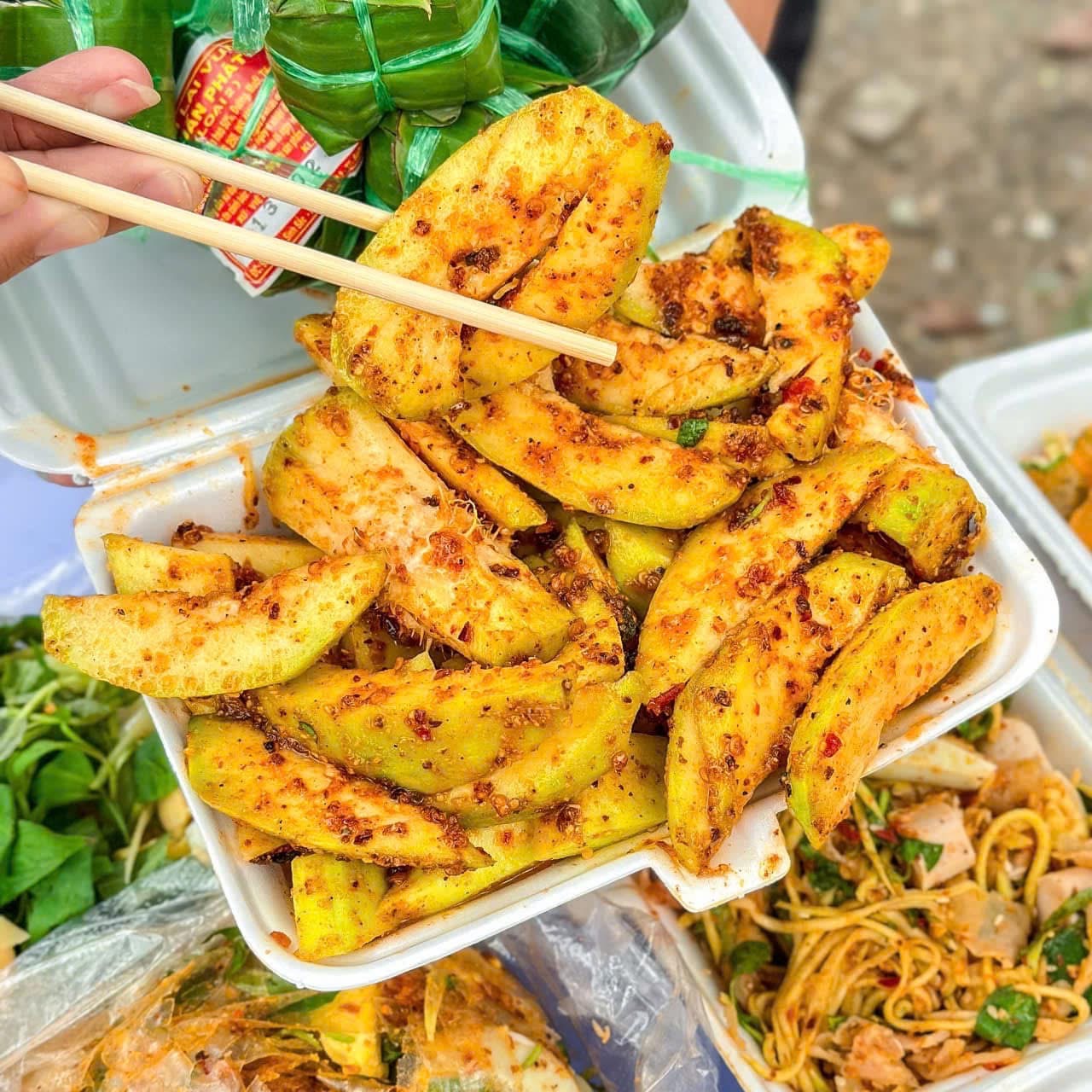 Khám Phá Gánh Bánh Tráng Trộn Cô Thủy Siêu Cuốn Tại Sài Gòn 6 550510421 811094831434581 4666412724127221657 n