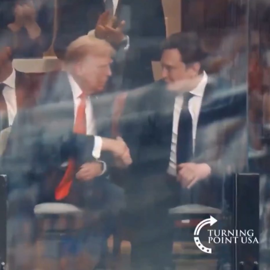 Donald Trump và Elon Musk hòa giải bất ngờ tại buổi lễ tưởng niệm 3 550687230 808816365004567 1563756164361951624 n