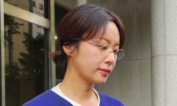 Hwang Jung Eum bật khóc sau phán quyết 4 năm án treo 2 553006271 1095845265966006 6324586411376022642 n
