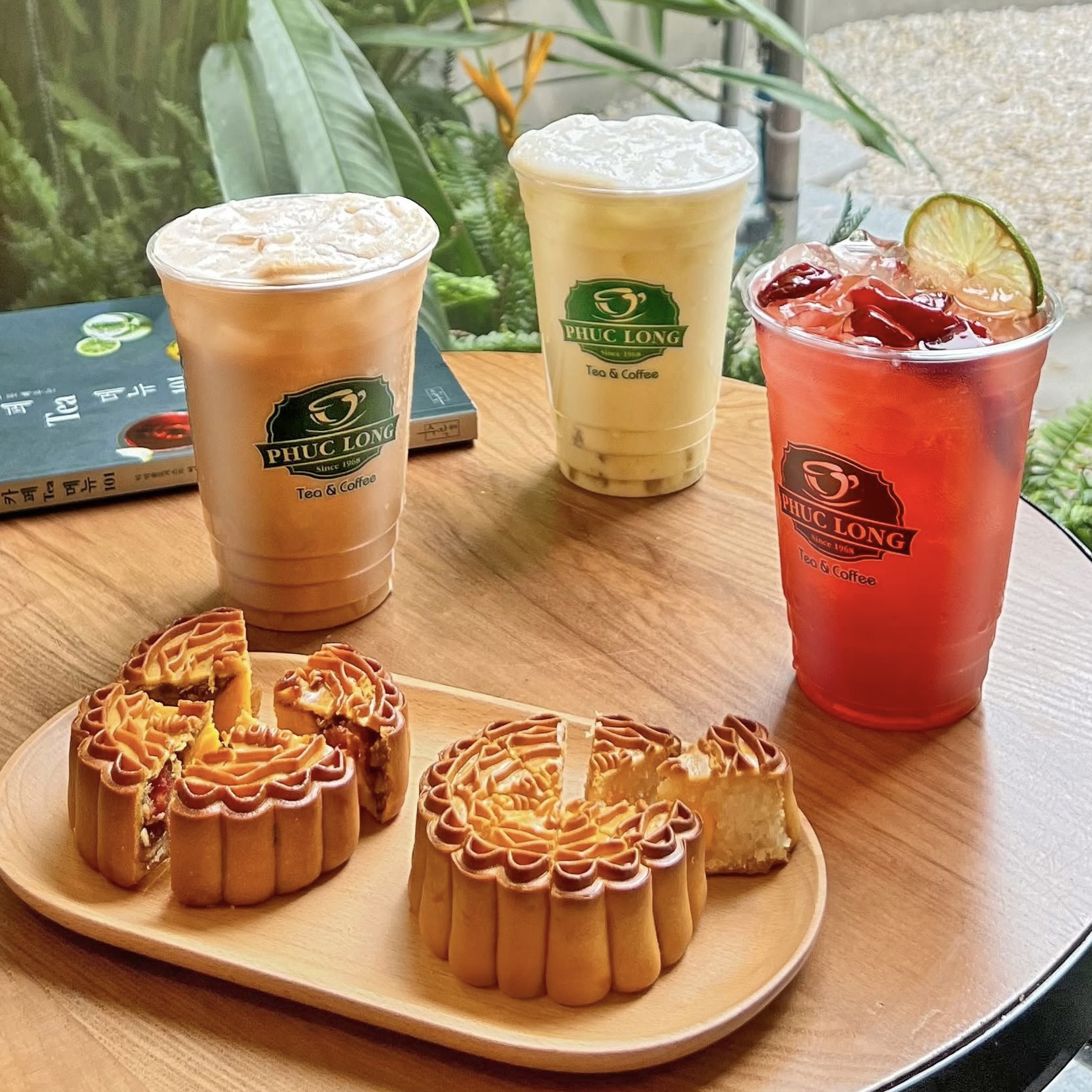 Bánh Trung Thu Phúc Long - Hương Vị Đoàn Viên Ngày Rằm 6 553955418 816828824194515 4709440450623933005 n