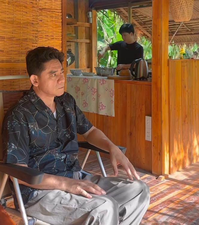 Huỳnh Anh Tuấn trở lại với niềm đam mê nấu ăn sau thời gian điều trị 5 554080268 1206368378181733 7201859379461050337 n