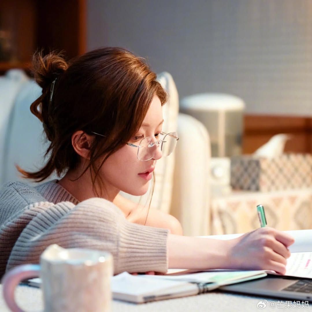 Dự đoán lượt xem phim ngày 25/9: Ai sẽ chiếm ưu thế? 2 554308866 1472719380976707 3262922829378870117 n