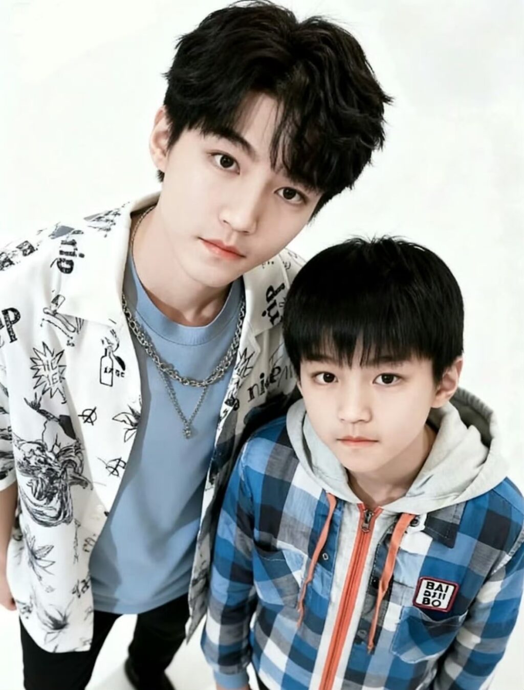Gương mặt không thay đổi của TFBoys khiến fans ngỡ ngàng 2 554782346 1094420552890519 5862787866926091861 n