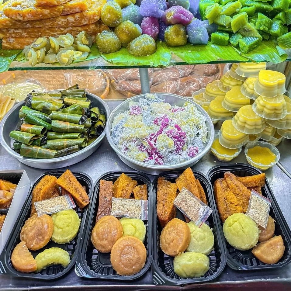 Khám Phá Tiệm Bánh Trái Miền Tây Ngon Nức Tiếng Tại Sài Gòn 3 555055988 816831930860871 3996326235255011474 n