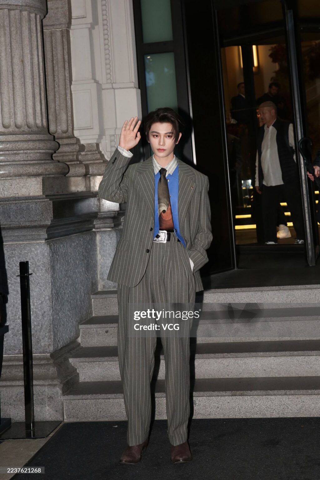 Cúc Tịnh Y và Đinh Vũ Hề nổi bật tại Milan Fashion Week 2026 2 555102030 1205451185059064 3317098814433651878 n