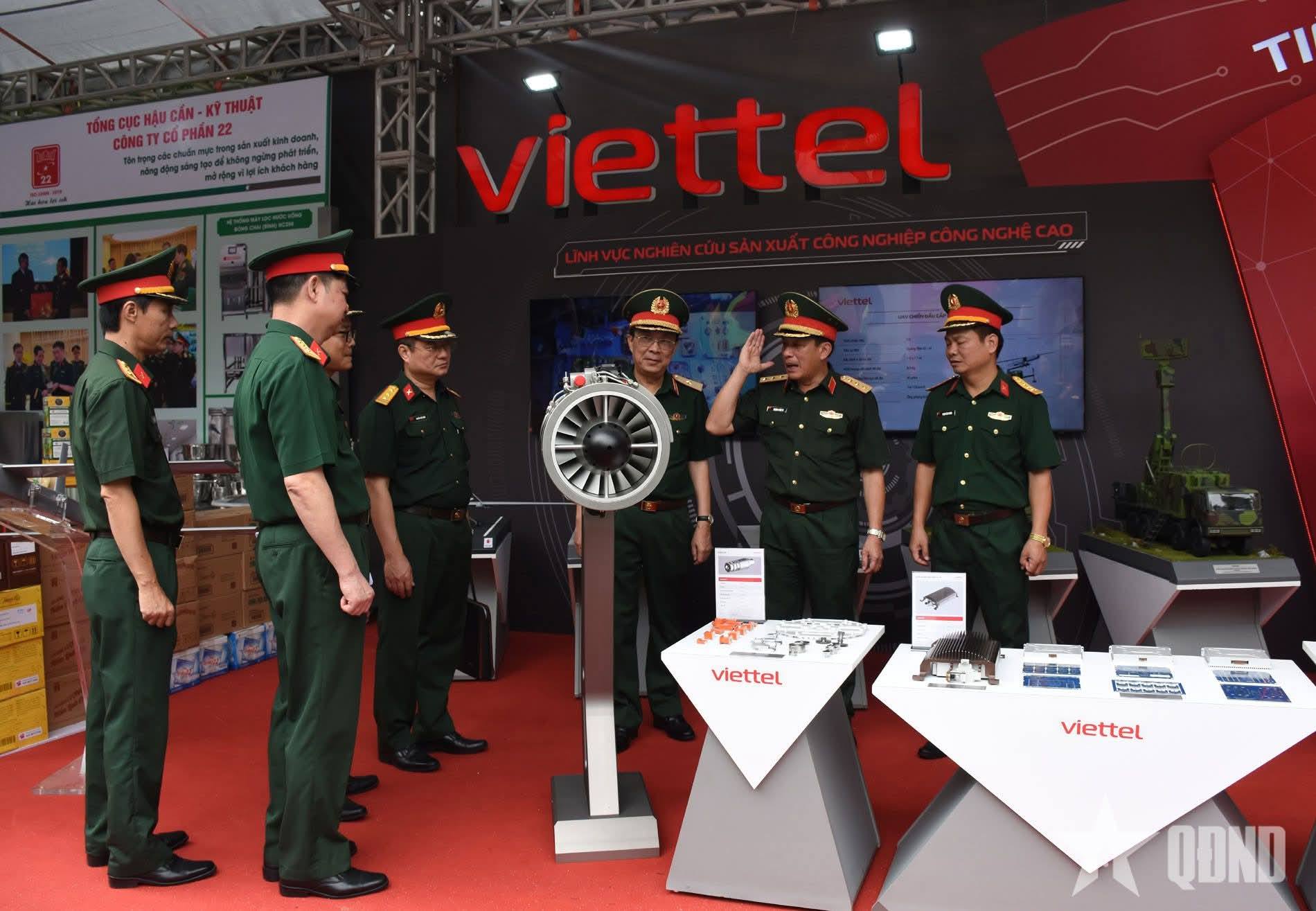 Viettel ra mắt động cơ phản lực tuốc bin cánh quạt VTJ-320 3 555222300 809697021580364 4845111616526929651 n