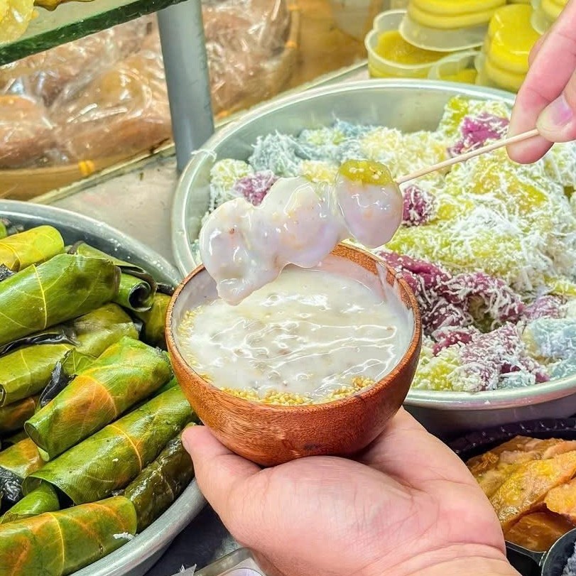 Khám Phá Tiệm Bánh Trái Miền Tây Ngon Nức Tiếng Tại Sài Gòn 4 555459615 816831877527543 9174462004241882318 n