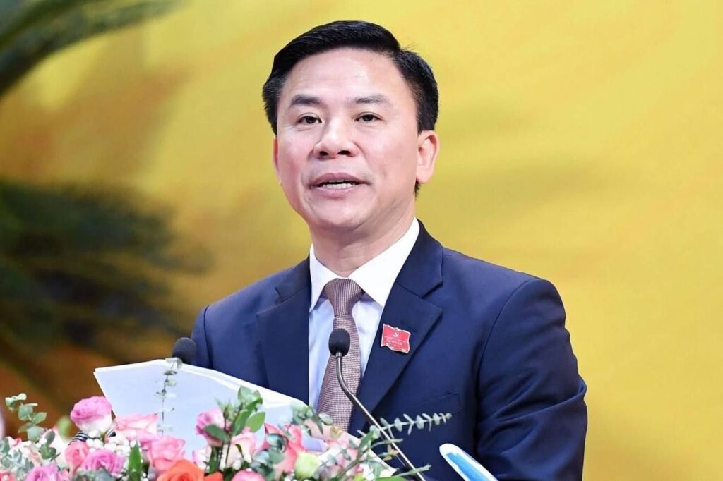 Nghịch lý xứ Thanh: Cuộc chiến chống tham nhũng bắt đầu từ đâu? 2 555517315 1171283328443708 6829875819256960197 n