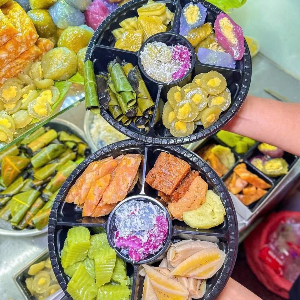 Khám Phá Tiệm Bánh Trái Miền Tây Ngon Nức Tiếng Tại Sài Gòn 5 555541657 816831937527537 6079443073935416123 n