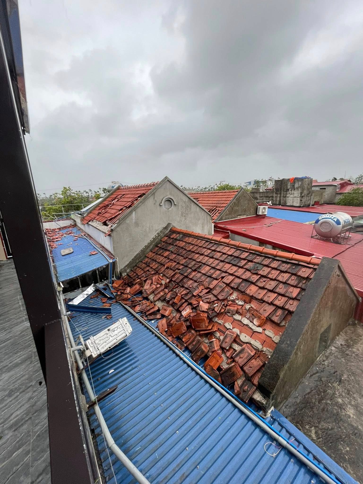 Lốc xoáy tàn phá Ninh Bình, 6 người thiệt mạng 4 555712431 1193002609527114 1747314026417110497 n