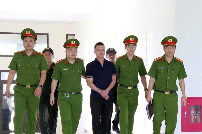 Cuộc Chiến Chống Tham Nhũng Trước Đại Hội XIV 5 557150453 1174120974826610 5791994654484325439 n