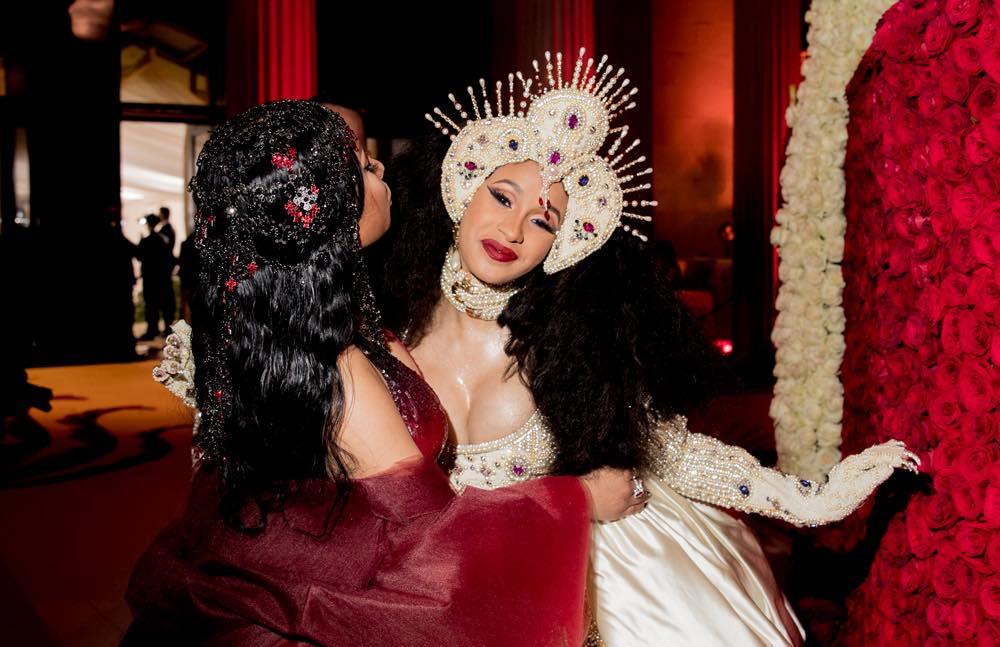 Cardi B và Nicki Minaj: Cuộc chiến lời qua tiếng lại không hồi kết 2 558486953 1387909532901583 8128498596263793030 n