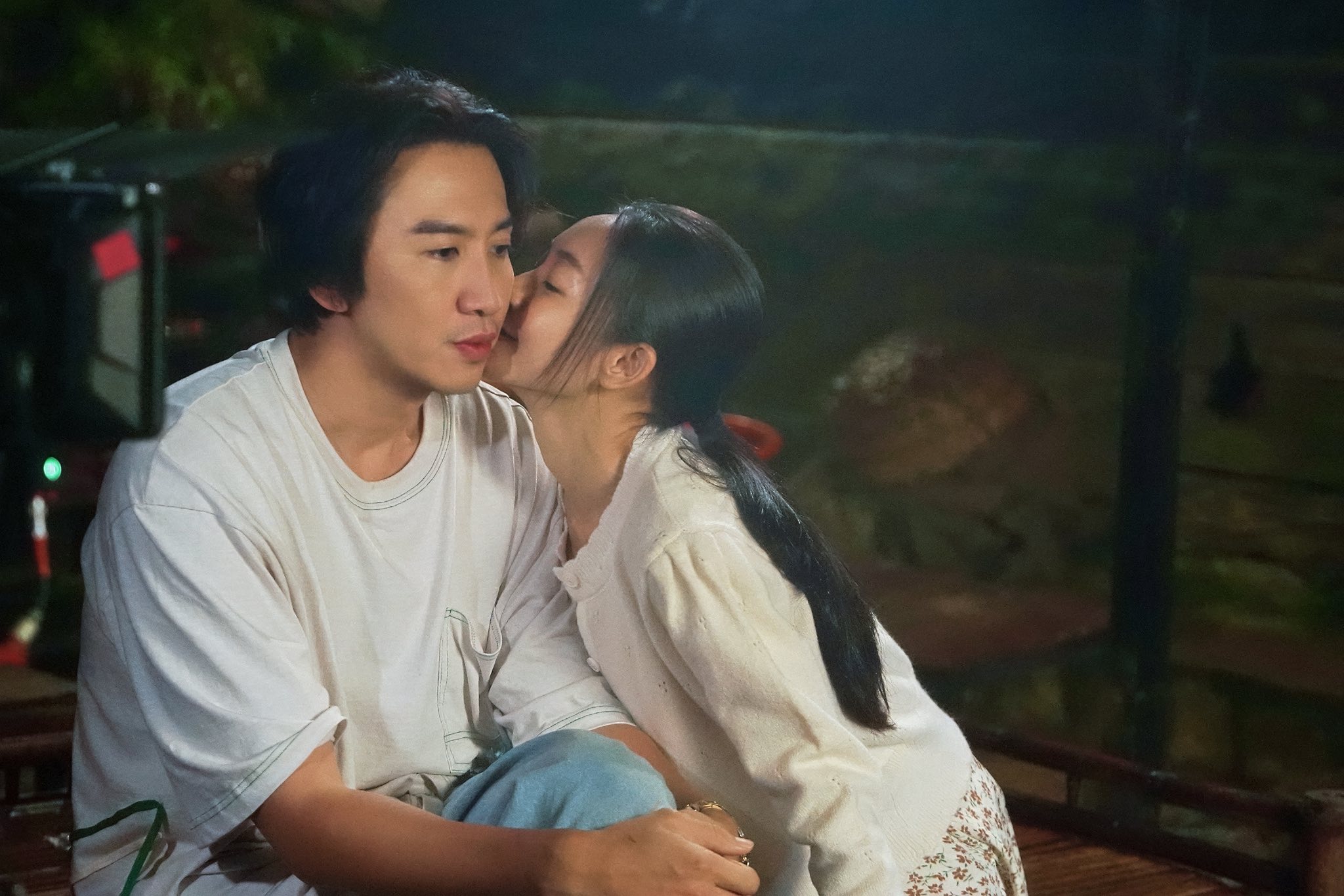 Tay Anh Giữ Một Vì Sao: Bộ Phim Ngọt Ngào Xoa Dịu Trái Tim 3 556228033 1235769198588698 3590778449837056629 n