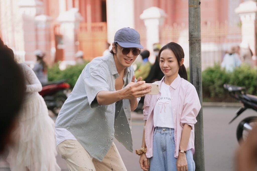 Cặp Đôi Lee Kwang Soo và Hoàng Hà Gây Sốt Màn Ảnh 2025 2 556281325 1331083268391816 8384582887971810997 n
