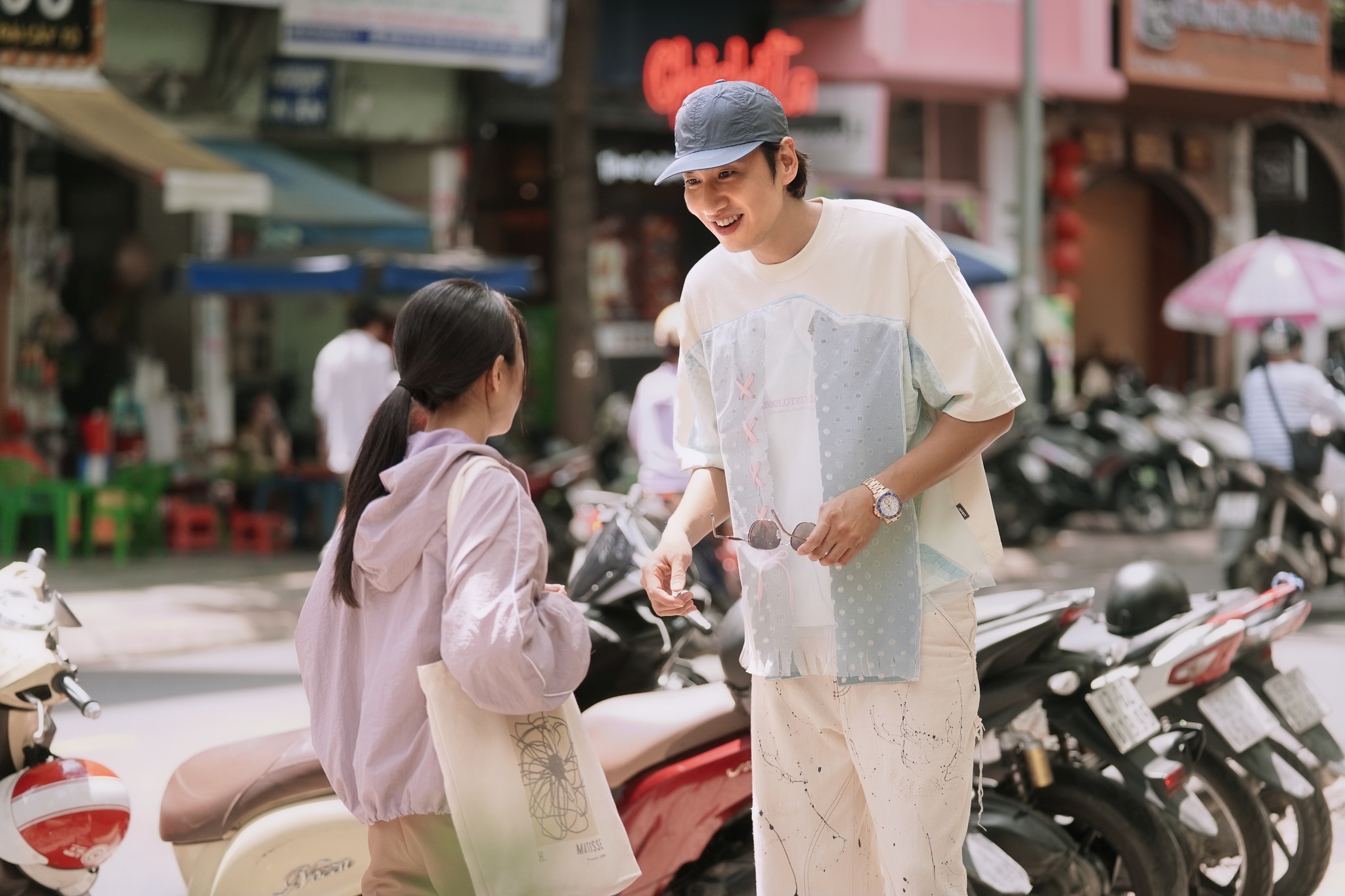 Lee Kwang Soo Tỏa Sáng Trong Phim Việt Nam Mới 3 556711494 1119348103639515 2340743478991420903 n