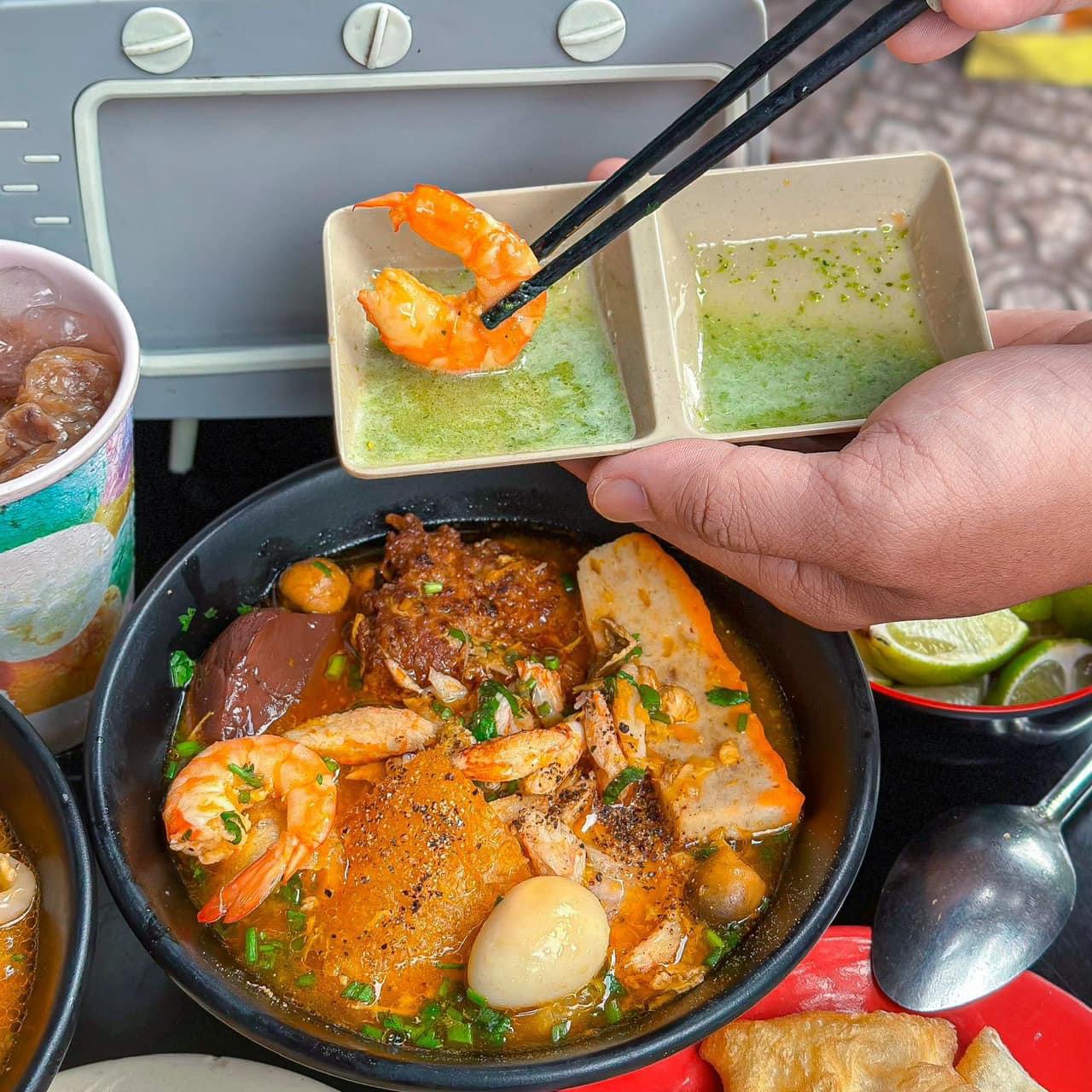 Khám Phá Bánh Canh Gánh Thúy Ngon Khó Cưỡng Tại Sài Gòn 5 556970989 823647480179316 2540637464297464672 n