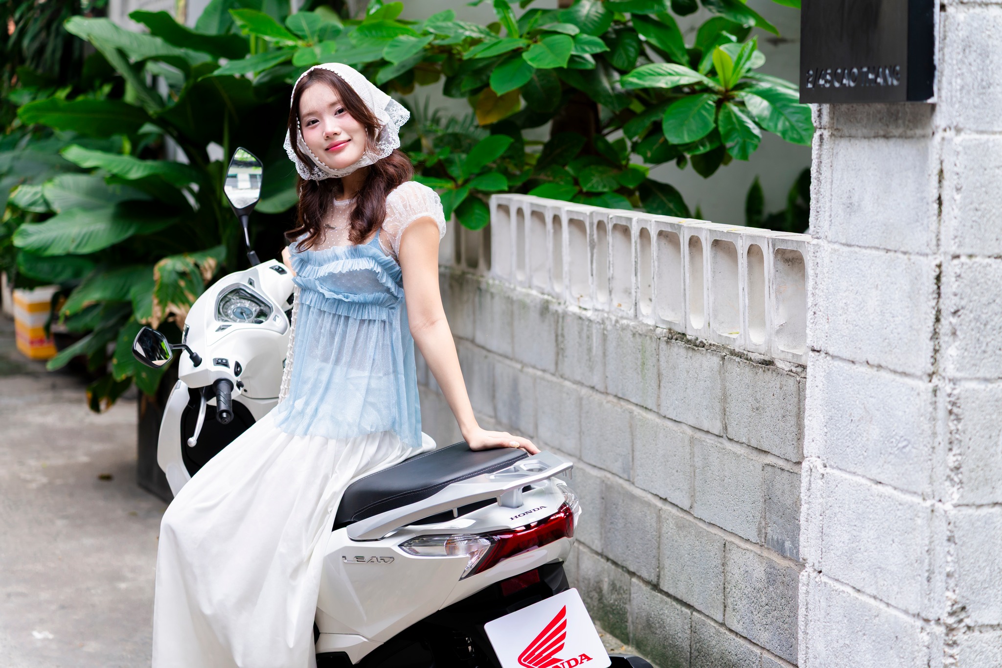 Sài Gòn Mưa Nắng: Cưỡi Honda Lead ABS Vượt Mọi Trở Ngại 5 557398891 1211809360970968 323266099877749817 n