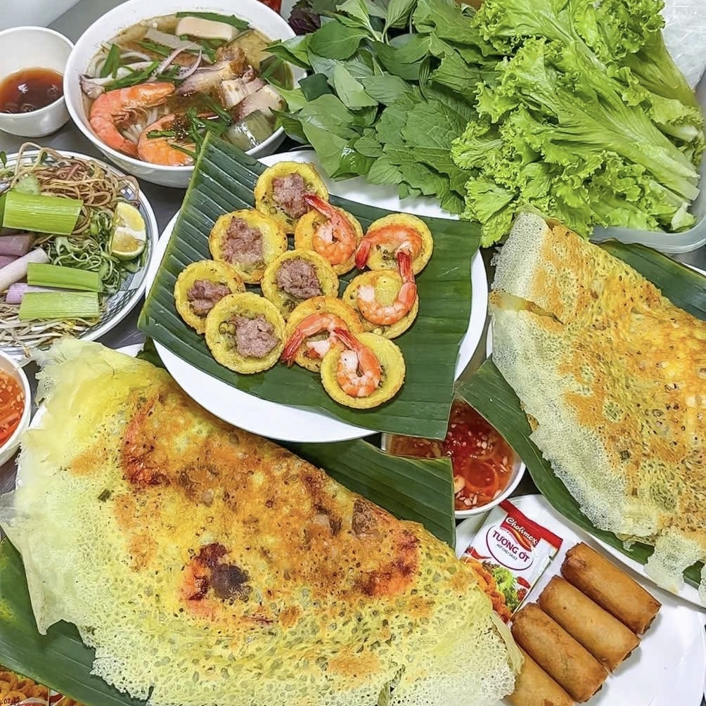 Khám Phá Bánh Xèo và Bánh Khọt Ngon Nhất Sài Gòn 6 557462877 821916997019031 421743607392988263 n