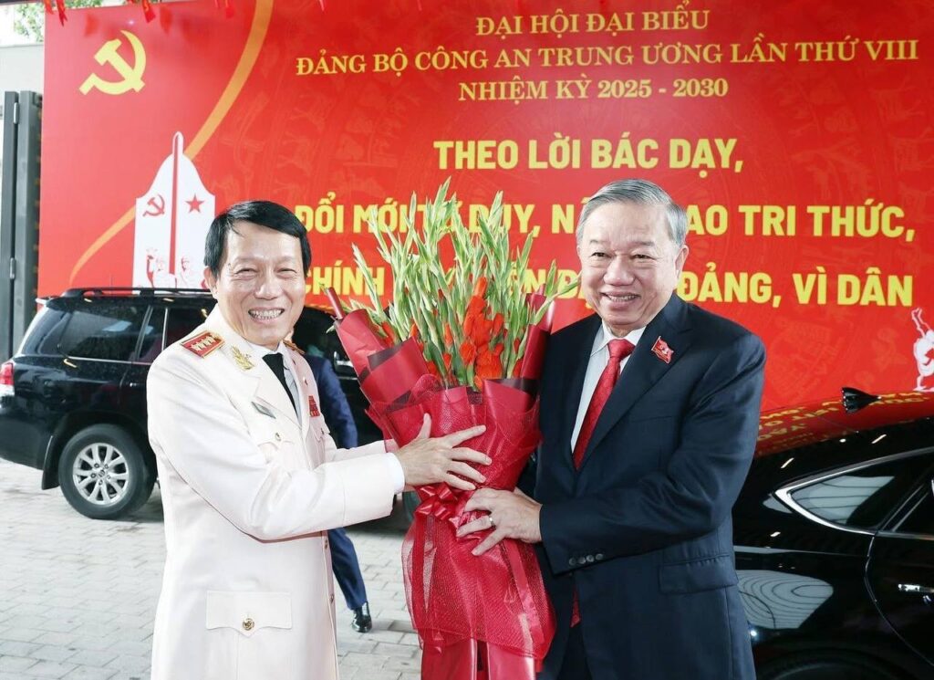 Đại hội Đảng bộ Công an Trung ương: Vai trò 'lá chắn chính trị' 2 557595261 1178000791105295 1705297188688047255 n