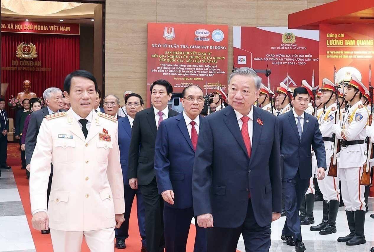 Đại hội Đảng bộ Công an Trung ương: Vai trò 'lá chắn chính trị' 4 557622047 1178000867771954 570007272842105416 n