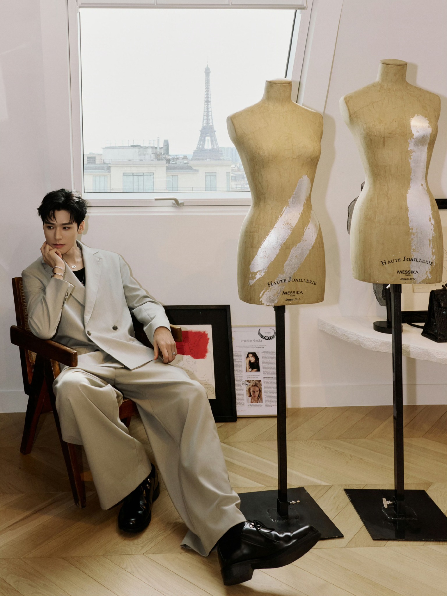 Cung Tuấn ra mắt bộ ảnh ấn tượng tại Paris 5 557641666 1211072901163559 3911704267323597186 n