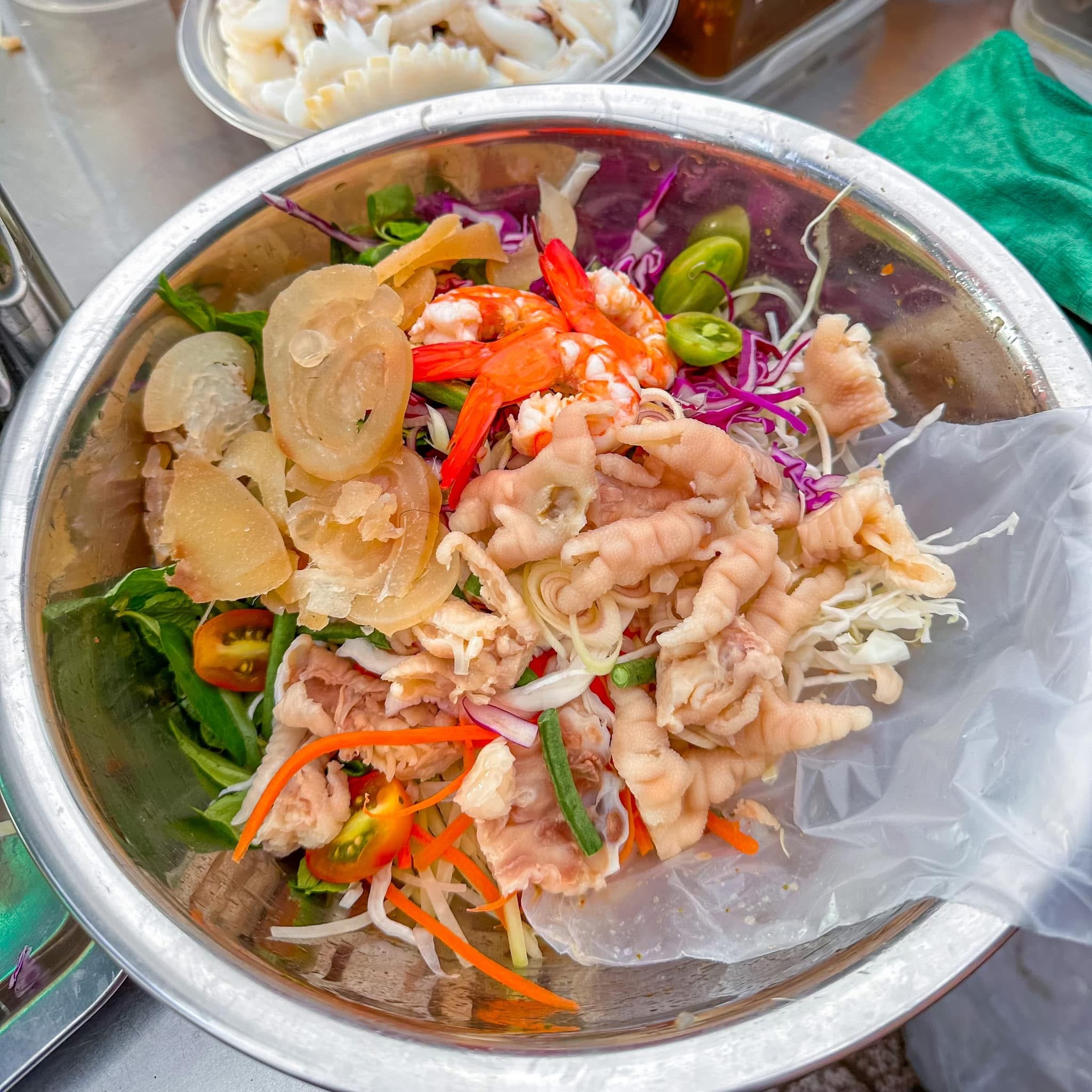 Khám Phá Gỏi Thái A7: Hương Vị Đậm Đà Không Thể Bỏ Qua 6 557724974 822801036930627 4777880757294649290 n