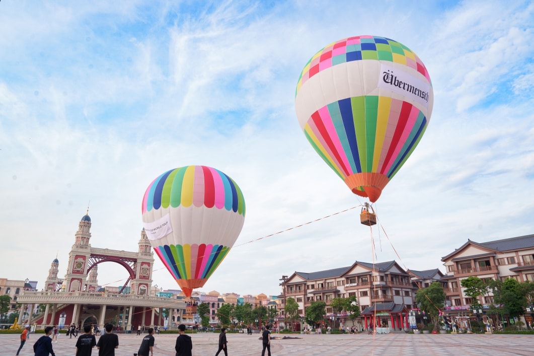 Khinh khí cầu G-Dragon lần đầu xuất hiện tại Vinhomes Oceanpark 6 557783742 1121423626765296 1734319767644196936 n
