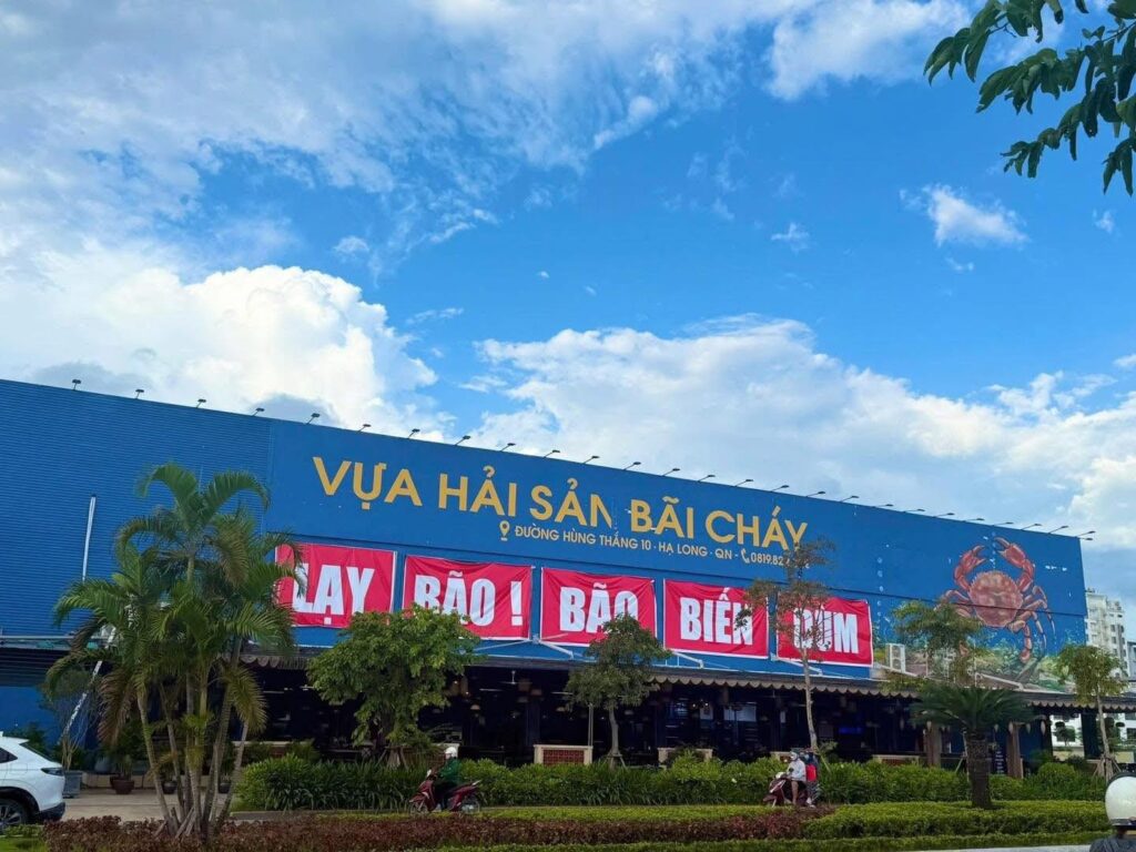 Biển hiệu gây sốt với thông điệp lạ tại Quảng Ninh 2 557964878 1232087575623730 6787313545932054497 n