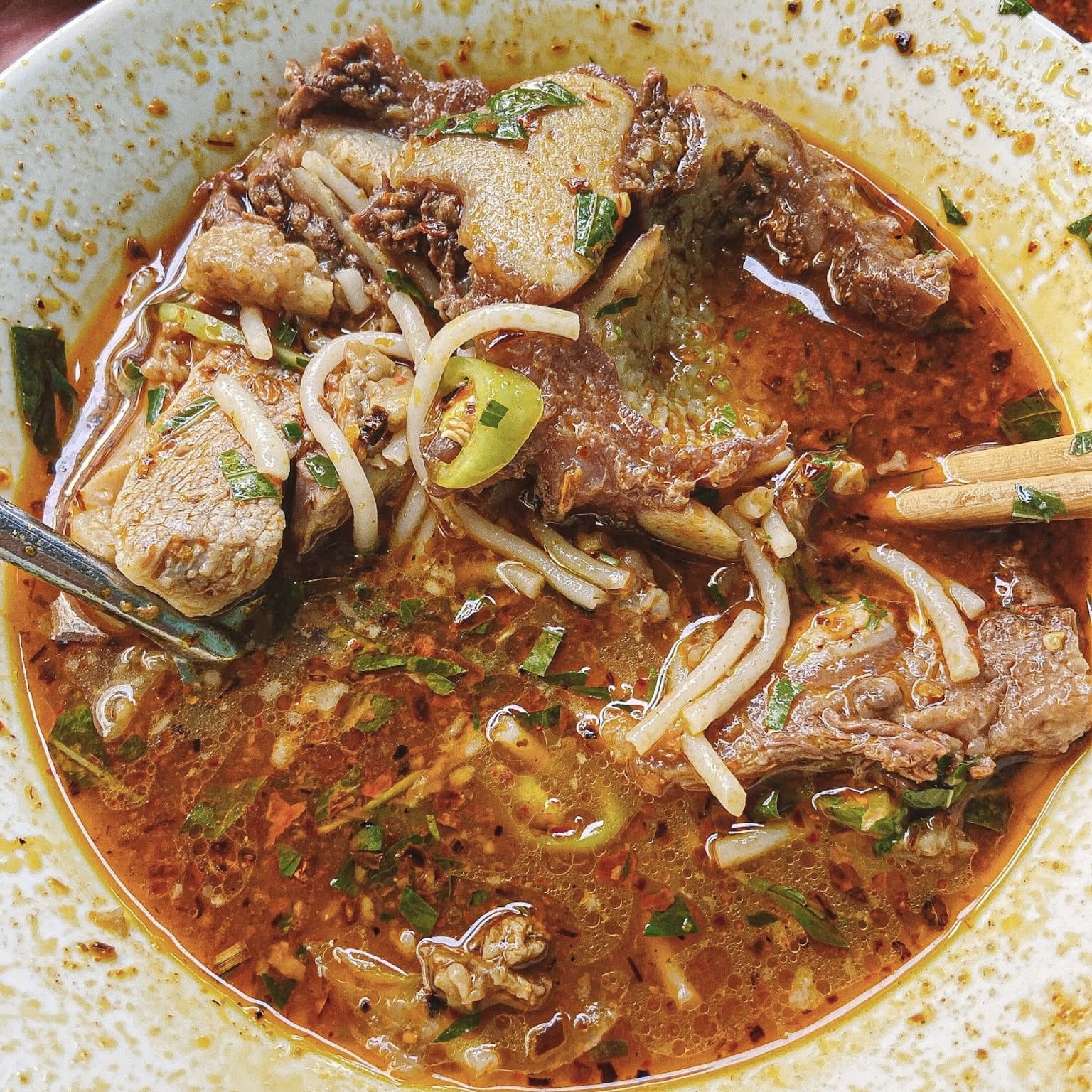 Khám Phá Bún Bò Anh Khôi - Hương Vị Huế Tại Sài Gòn 6 558151327 828208879723176 7691038896773336509 n