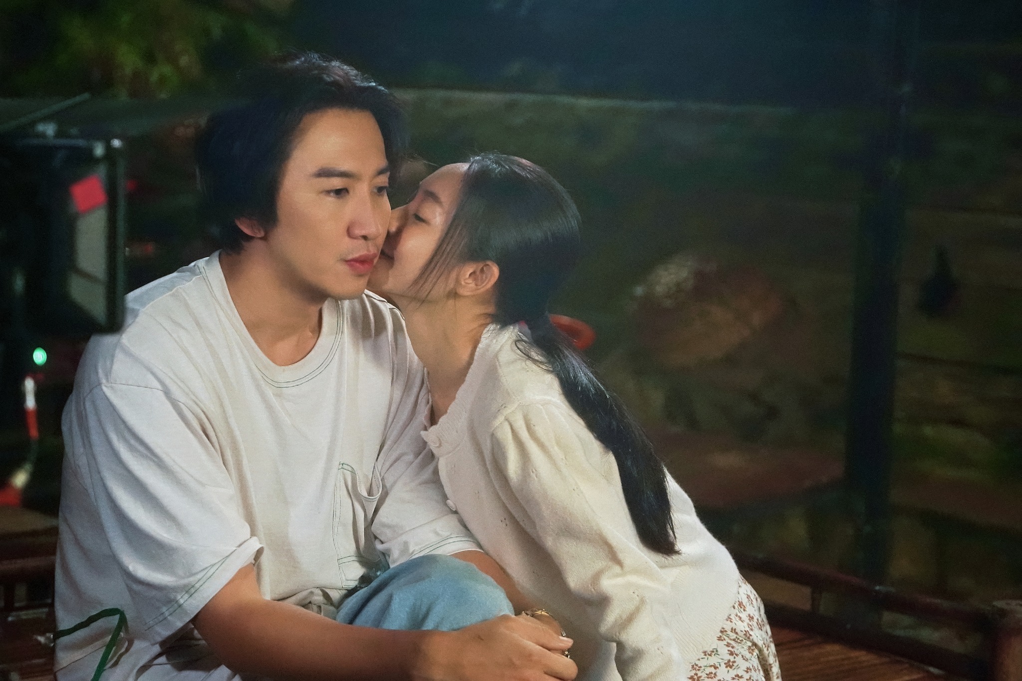 Cặp Đôi Lee Kwang Soo và Hoàng Hà Gây Sốt Màn Ảnh 2025 3 558220145 1331078808392262 1278423865203439186 n