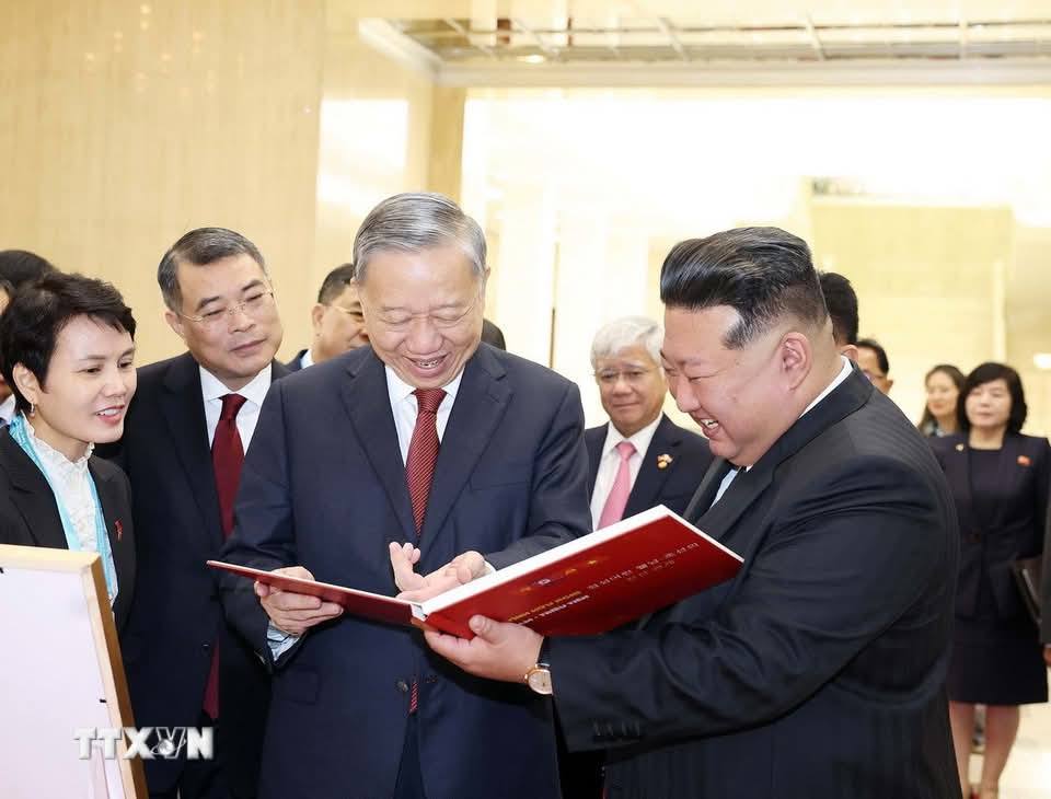 Kim Jong Un và Tô Lâm: Tăng cường hợp tác Việt - Triều 2 558286701 820945707122162 6359337482294399527 n