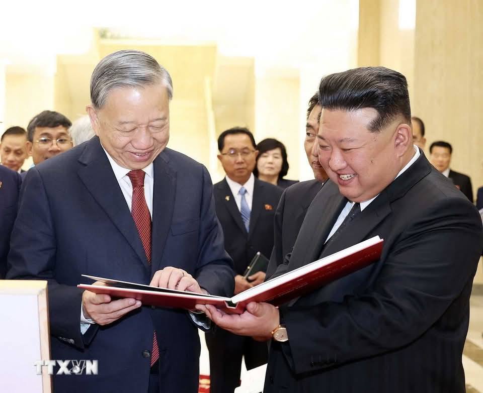Kim Jong Un và Tô Lâm: Tăng cường hợp tác Việt - Triều 3 558287696 820945757122157 6092194465138172551 n