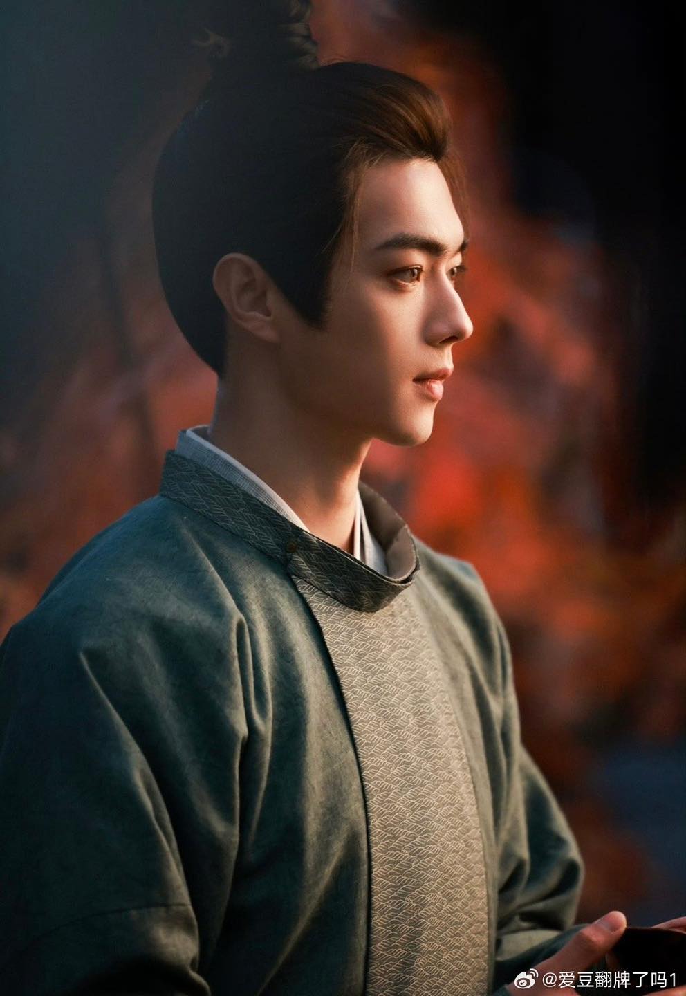 Hứa Khải Vẫn Giữ Bánh 'Thính Phong Lệnh' Sau Drama Tình Ái 2 558412133 1146152200943186 7364170968587649359 n