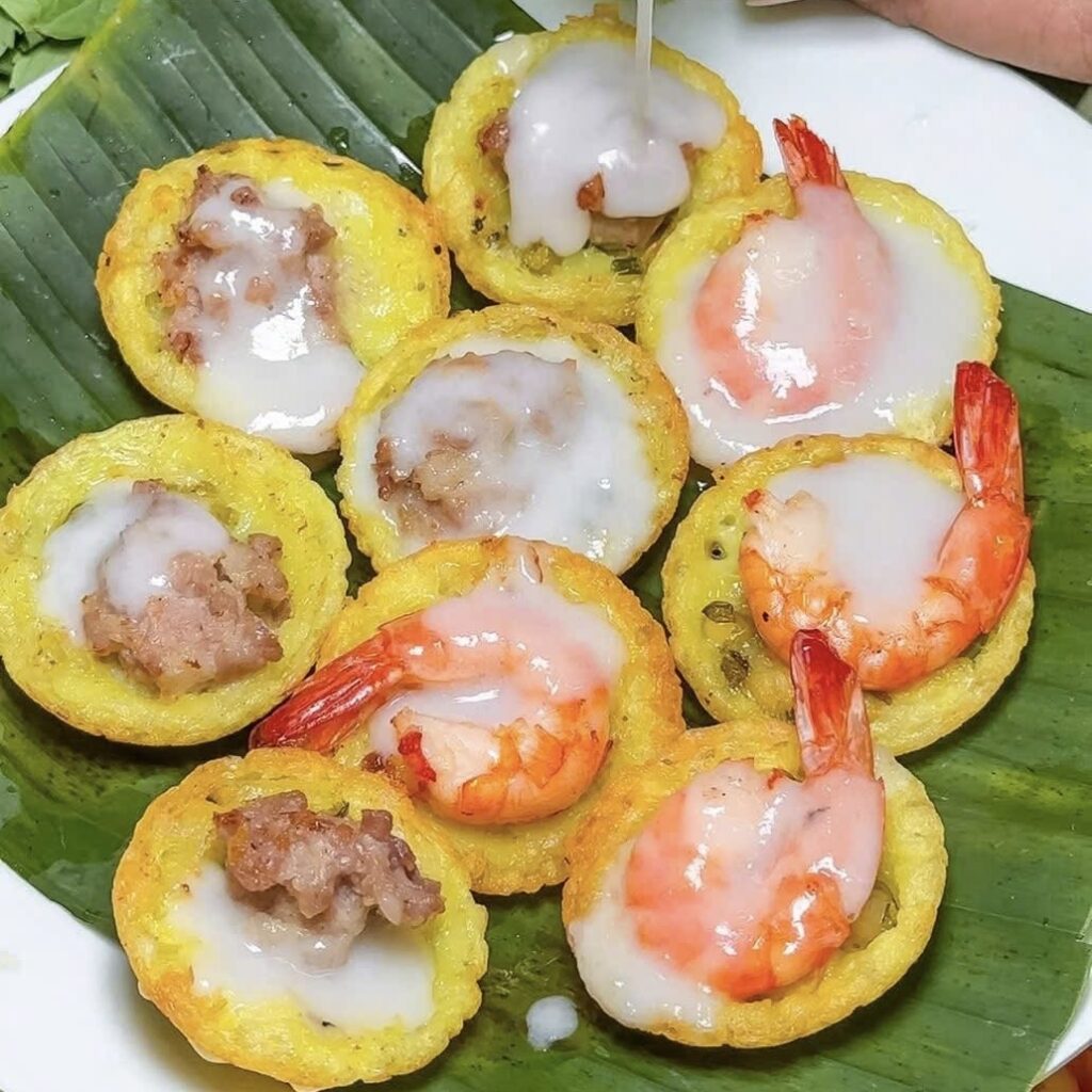 Khám Phá Bánh Xèo và Bánh Khọt Ngon Nhất Sài Gòn 2 558684402 821917030352361 1717975904158806105 n