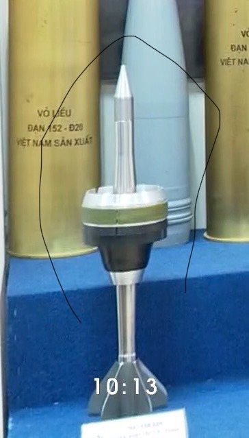 Bộ Quốc phòng nghiên cứu chế tạo nòng pháo 125mm 2A46M 5 558904061 819061263977273 207758581210425702 n