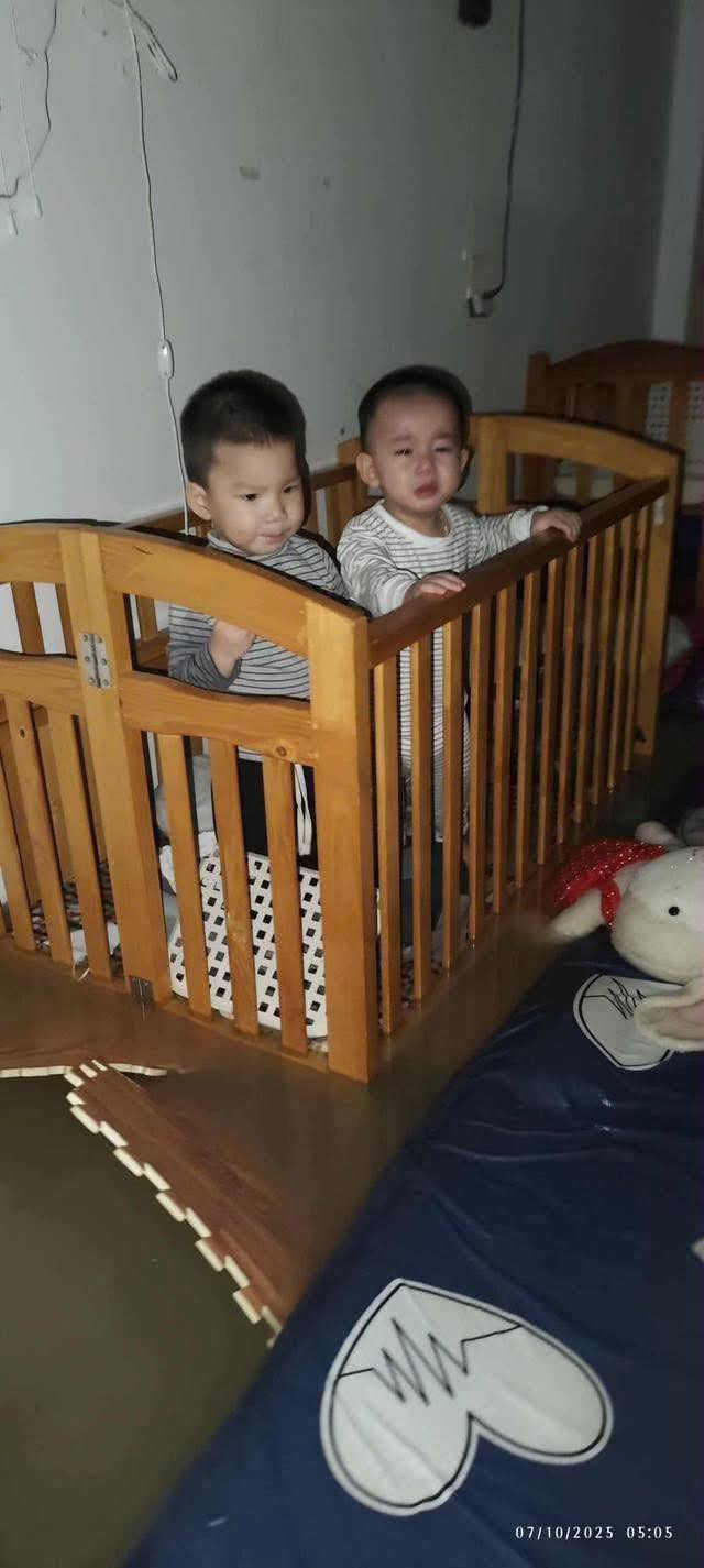 Cảm động hình ảnh các em nhỏ tại mái ấm Tâm An giữa lũ 3 558969479 1233221995503024 5374447224909527715 n