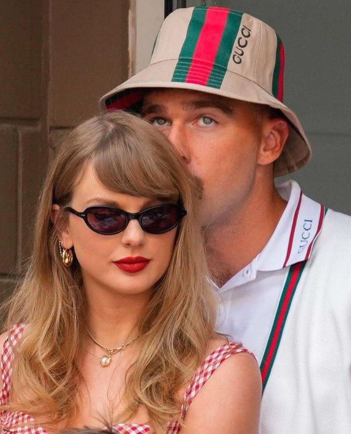 Taylor Swift và Joe Alwyn: Để quá khứ ngủ yên 3 559050642 122183964080427003 8269561679089107776 n