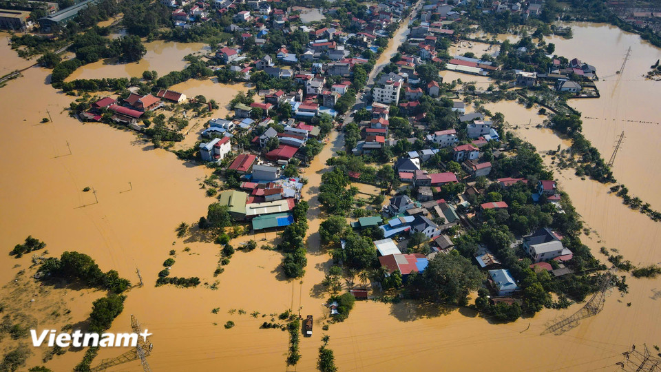 Hà Nội sơ tán 11.000 người dân do lũ lụt 4 560094331 1138816458454224 4833418487655875684 n